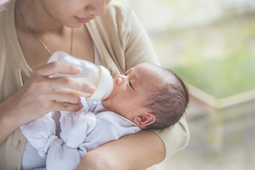 How to bottle feed baby