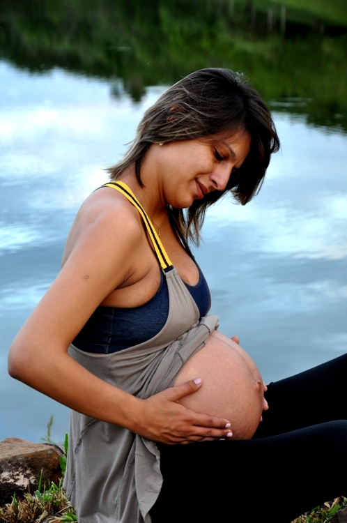 How To Feel Good About Your Pregnant Body