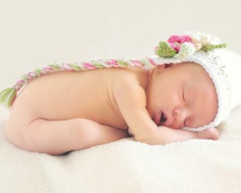 Breastfeeding Your Baby? 4 Tips To Make It As Easy As Possible