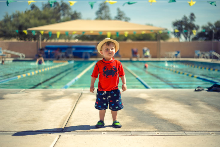 How to Successfully Teach Your Toddler to Swim This Summer