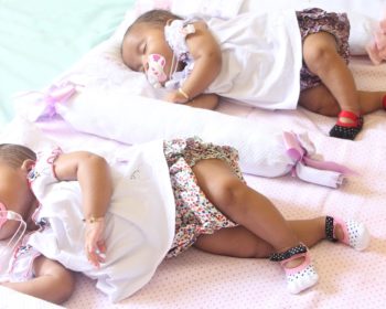 Four Tips for New Moms of Twins that Will Help You Keep Up Your Energy