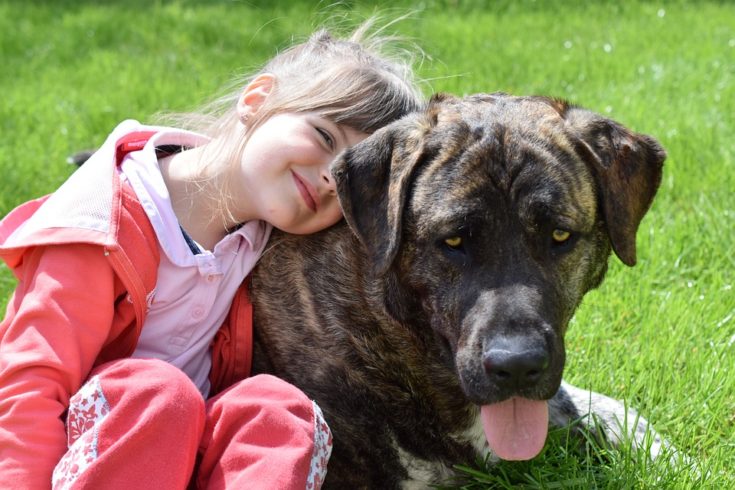 Benefits of a Dog Growing Up With Your Kids